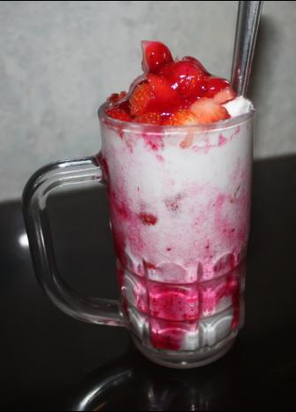 Hilltop Strawberry With Cream